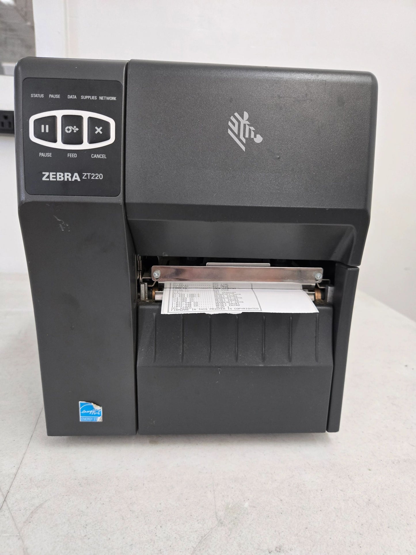Zebra ZT220 Direct Thermal Printer (P/N: ZT22042-D01200FZ)
