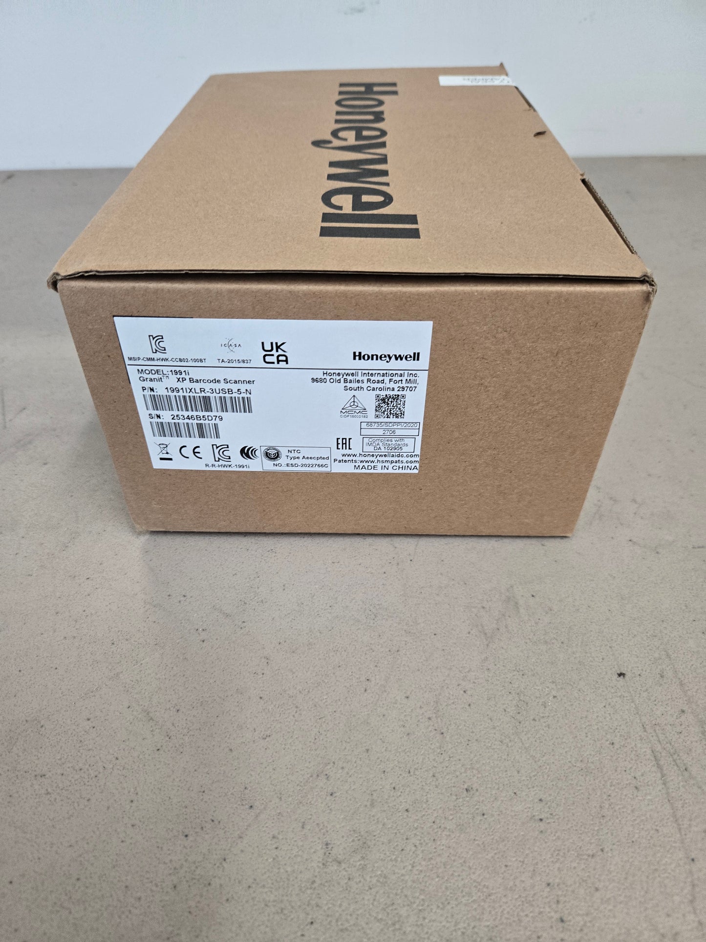 Honeywell Granit 1991iXLR Industrial Scanner Kit (P/N: 1991iXLR-3USB-5-N)
