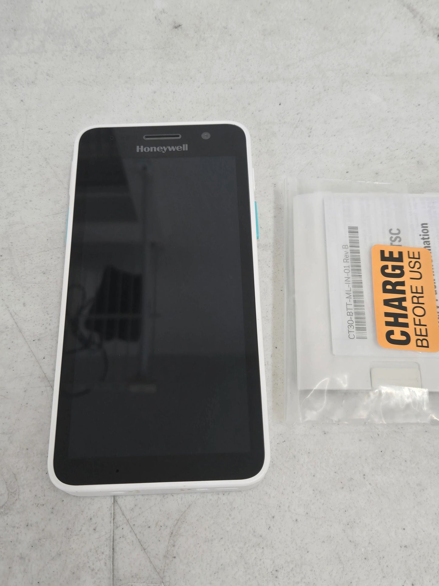 Honeywell CT30 XP Mobile Computer (P/N: CT30P-X0N-30D10HG)