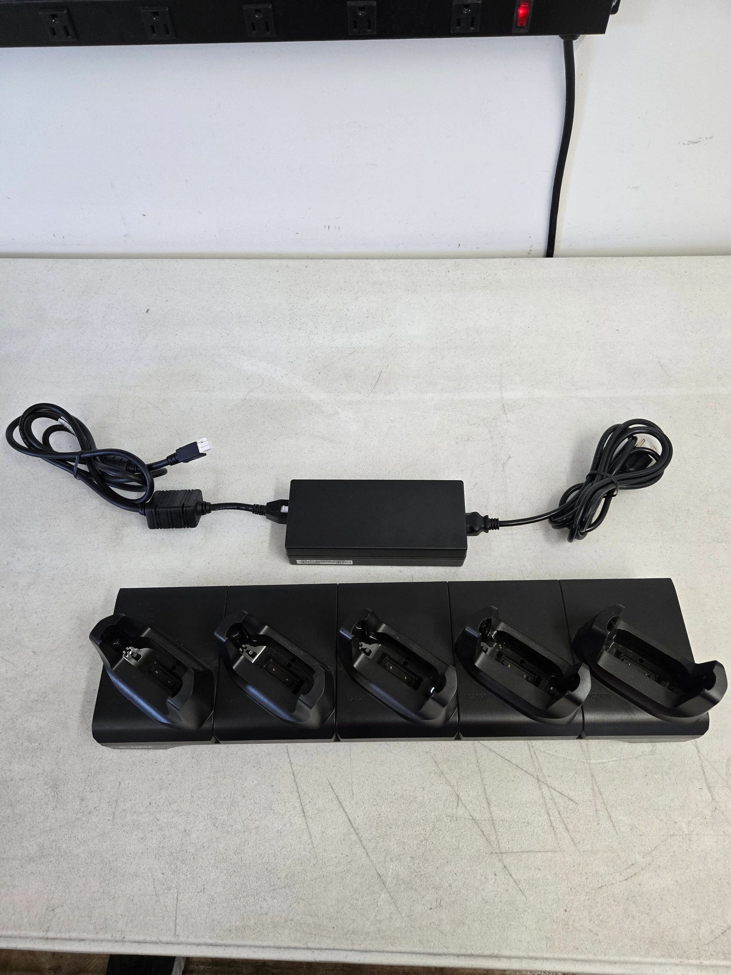 Zebra TC21/TC26 5-Slot Charge Only Cradle (P/N: CRD-TC2Y-BS5C0-01)